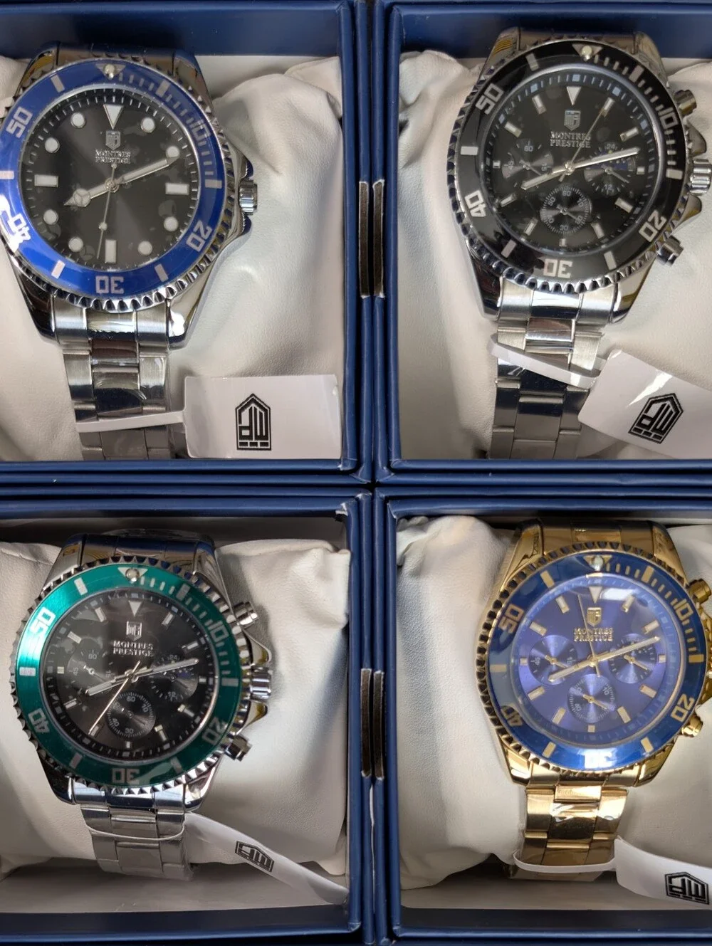 Men's Diver Style Stainless Steel Watch - Blue Bezel
